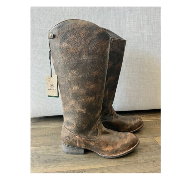 Ariat Shoes - Ariat Manhattan Western 4LR Boots Leather Back Zip NWOB Women’s Size 10B